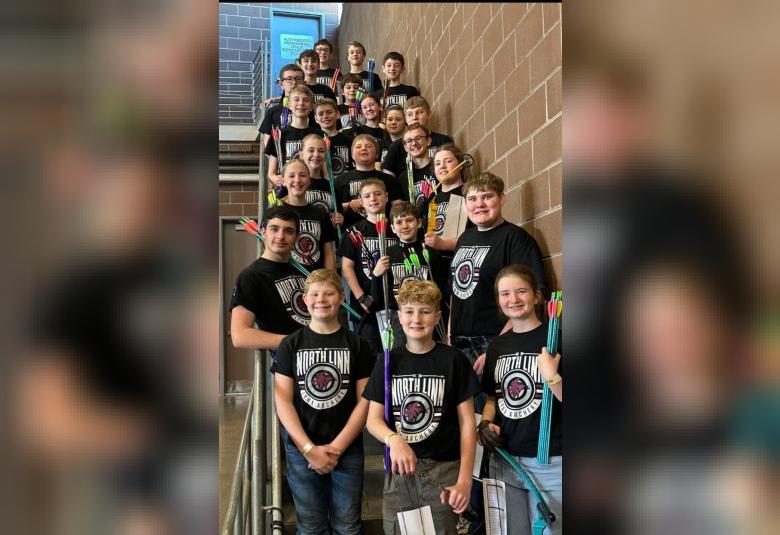 Linn-News - Staff Photo - Create Article