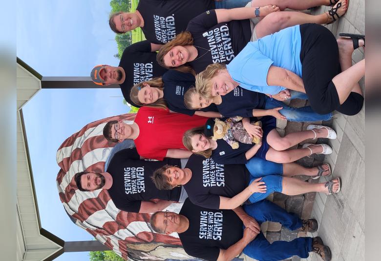 Linn-News - Staff Photo - Create Article