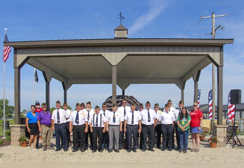 Linn-News - Staff Photo - Create Article