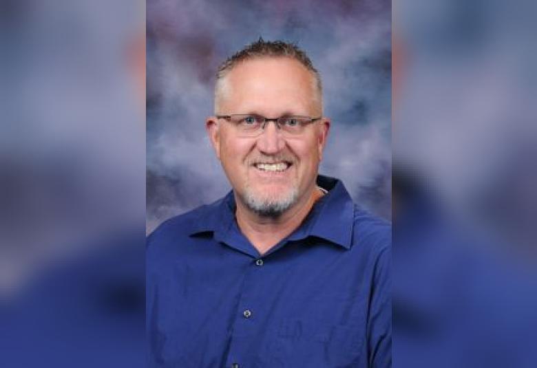 Linn-News - Staff Photo - Create Article